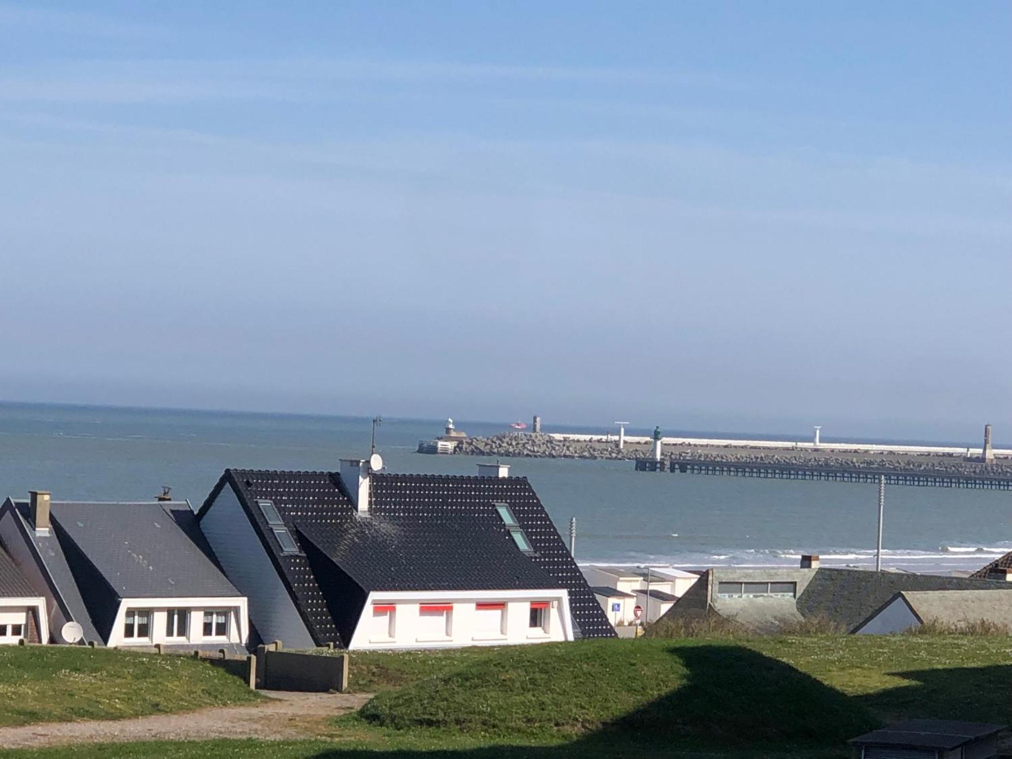Le Bord De Mer Calais Exterior photo